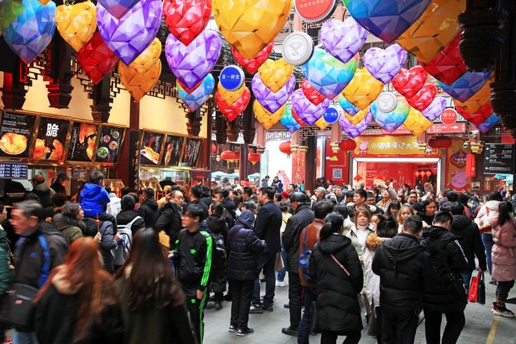 春节假期，山东接待国内游客比2019年增长七成，过夜游客人数和停留时间大幅增长